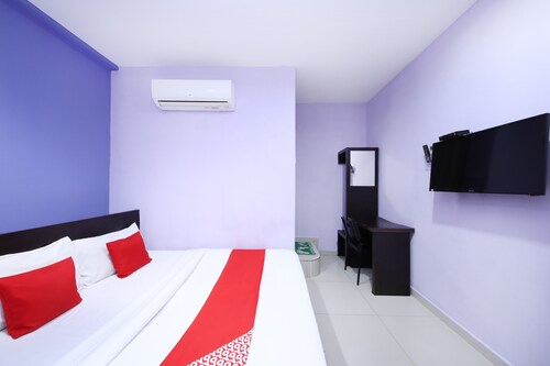 OYO 90235 Hotel Inap Sri Gombak