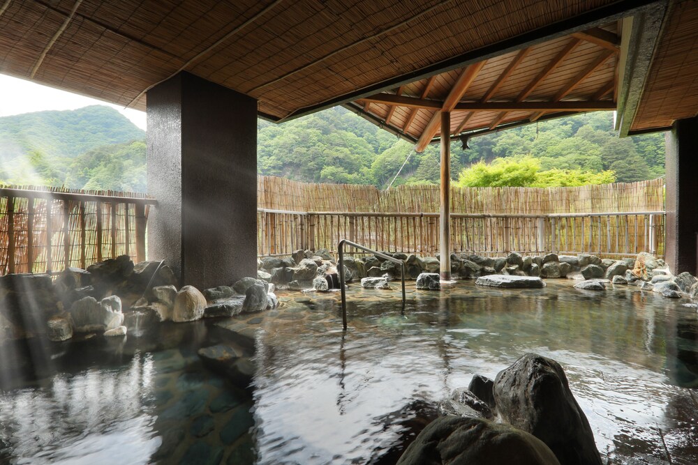 屋外スパ浴槽