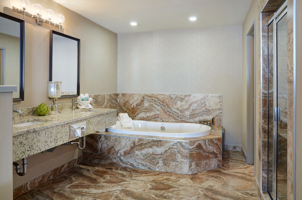 Jetted Tub
