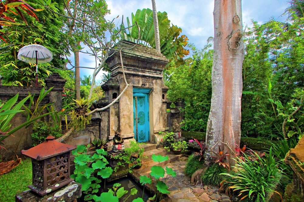 Hotel Entrance