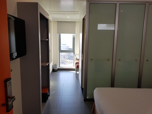 easyHotel Dubai Jebel Ali