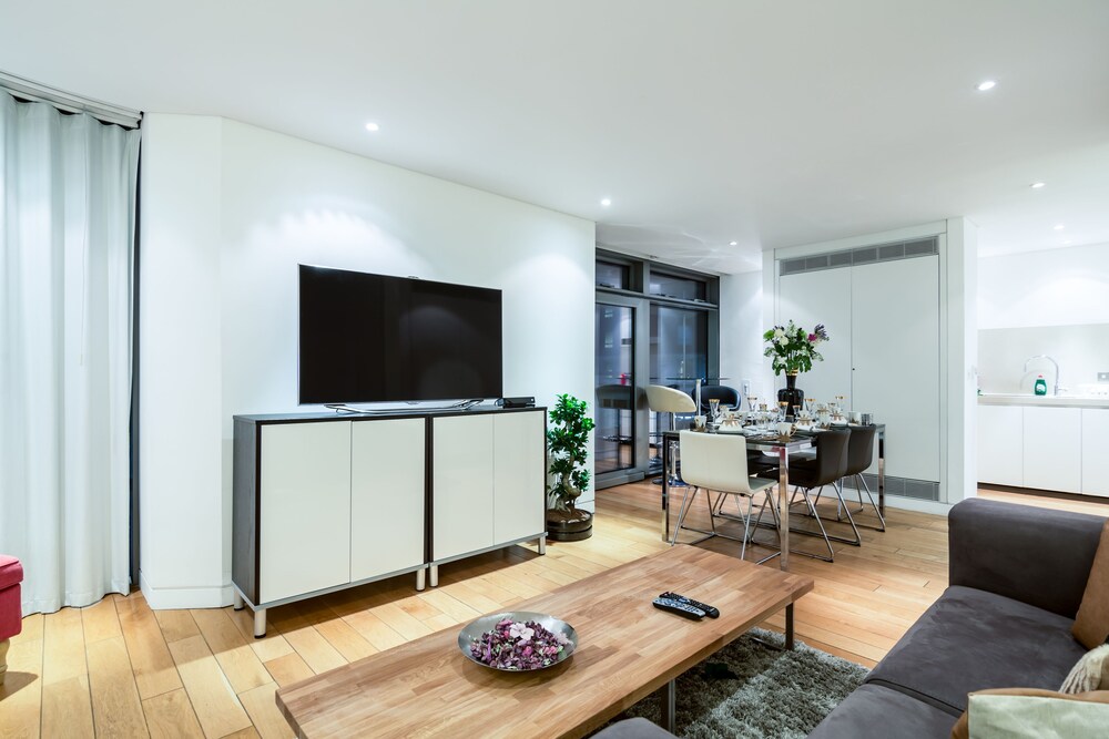 Apartment, 3 Bedrooms (5) - Living Room