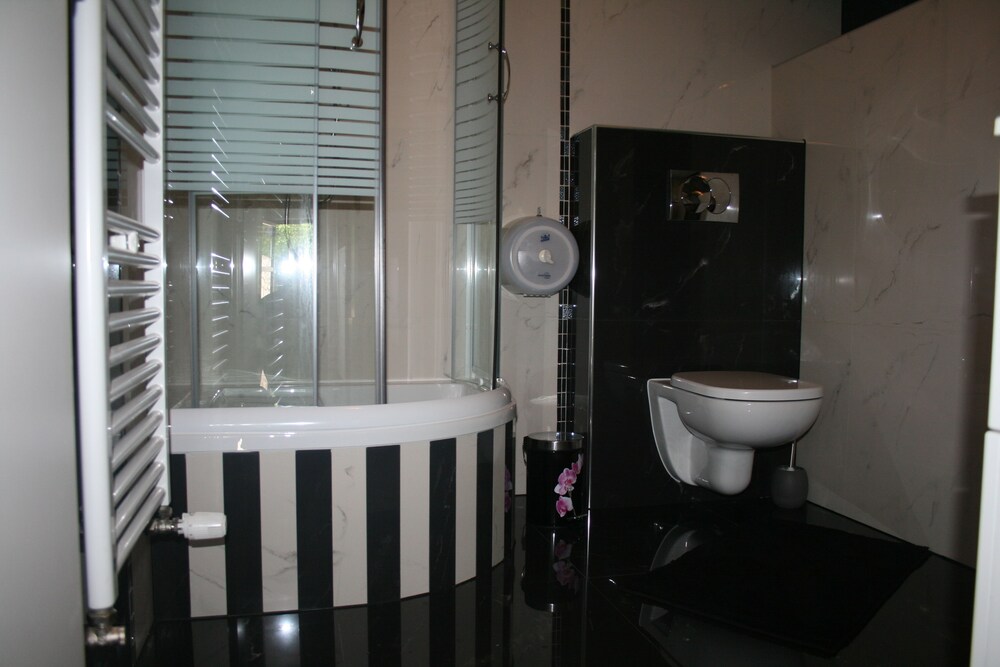 ห้องน้ำ