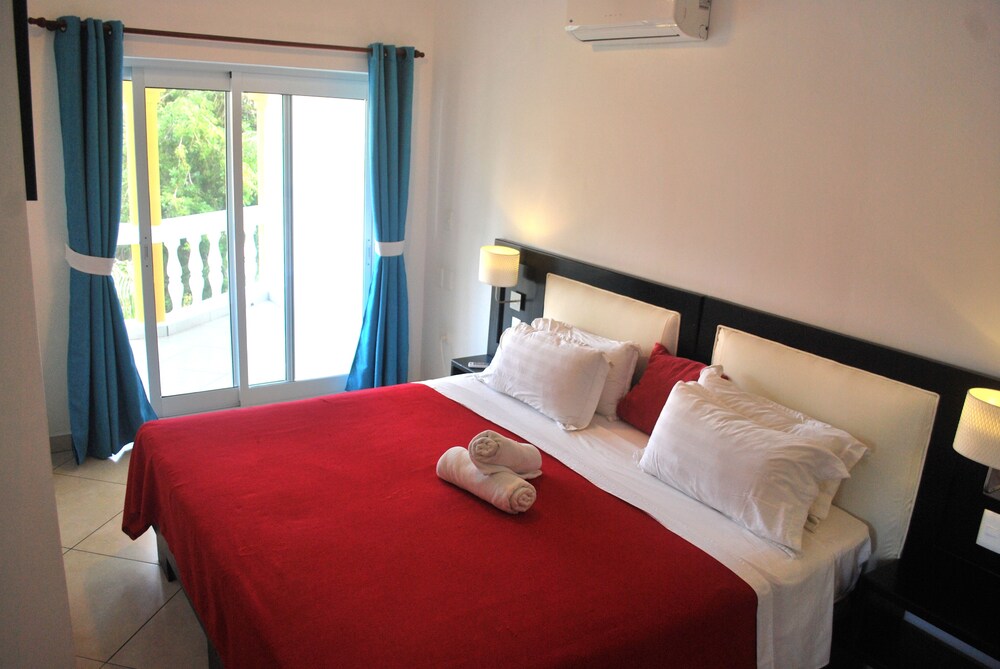 객실 (One Bedroom Penthouse)