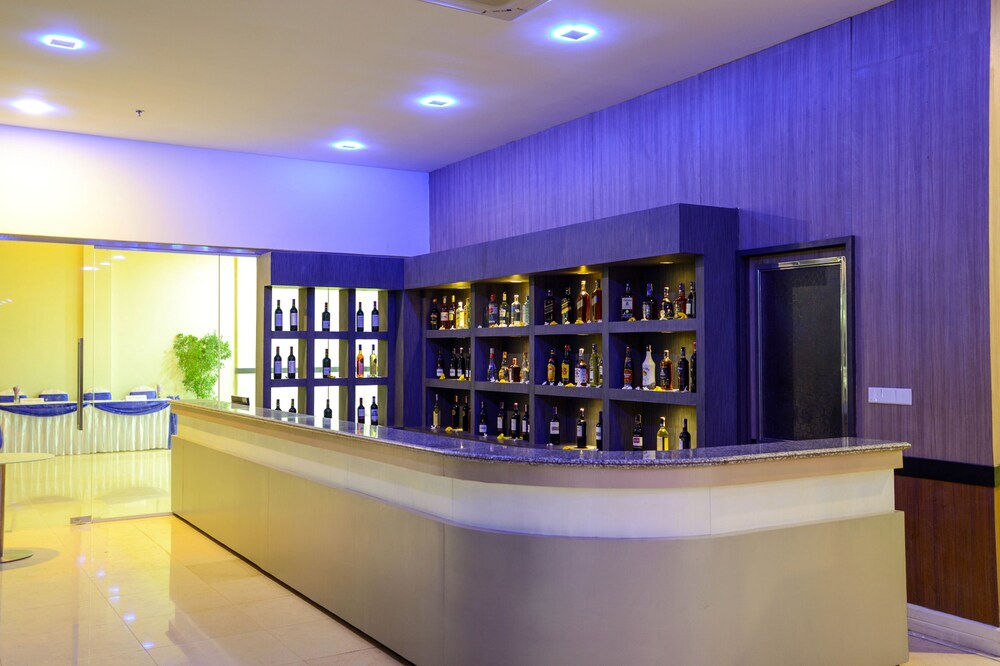 Hotel Bar
