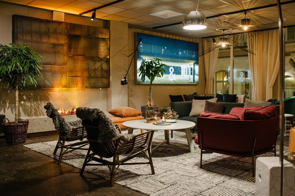 Hotel Bar