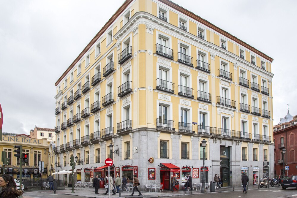 Façade de l'hôtel