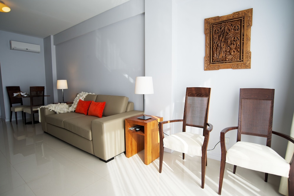Studio Apartment - Guestroom