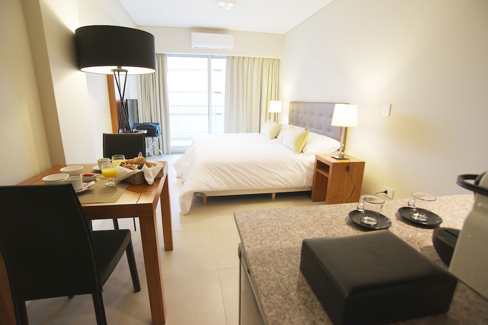 Studio Apartment - Guestroom