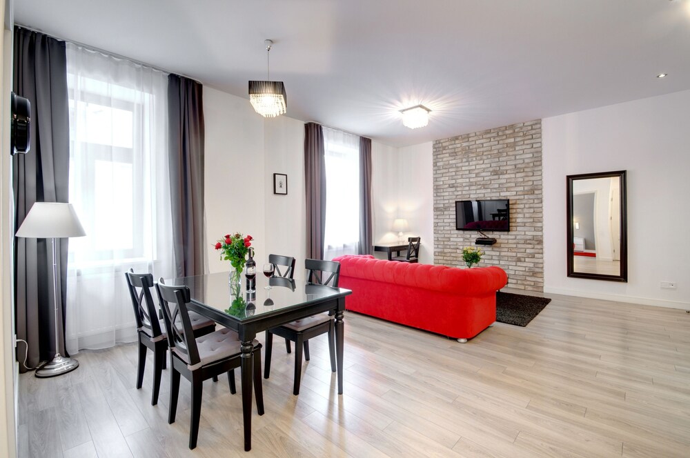 Family Apartment - Guestroom