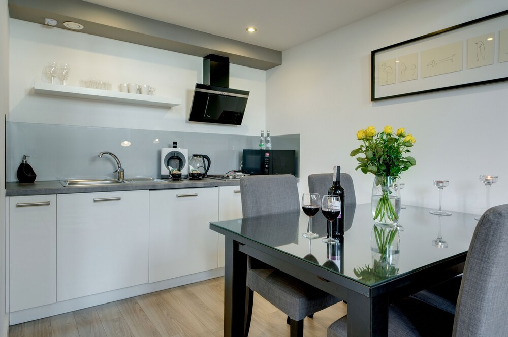 Family Apartment - In-Room Kitchenette