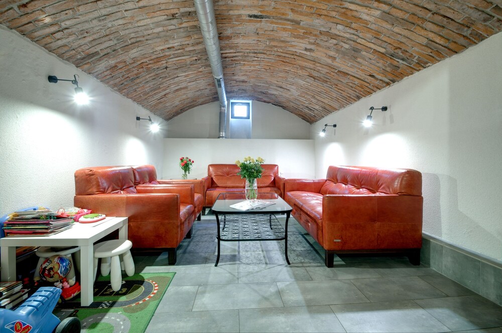 Childrens Play Area - Indoor