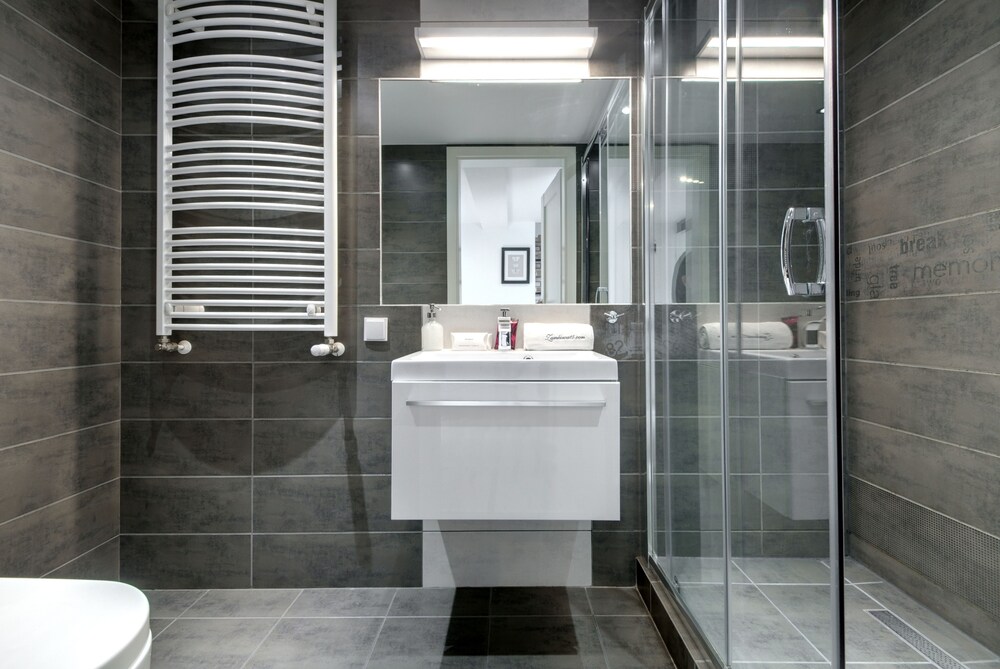 Apartment, 1 Bedroom - Bathroom