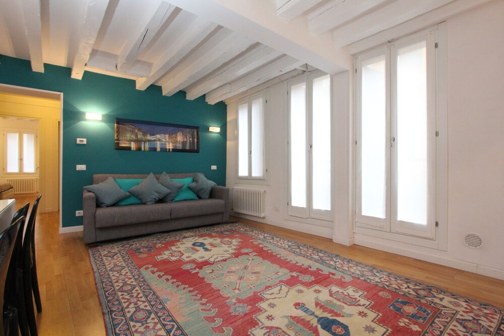 Apartment, 2 Bedrooms ( Apt. Acquamarina-San Marco 3735) - Living Area