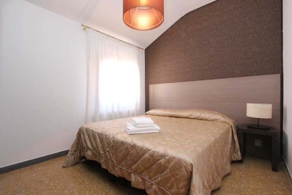 Apartment, 2 Bedrooms (San Marco Bis - Castello 4605) - Guestroom