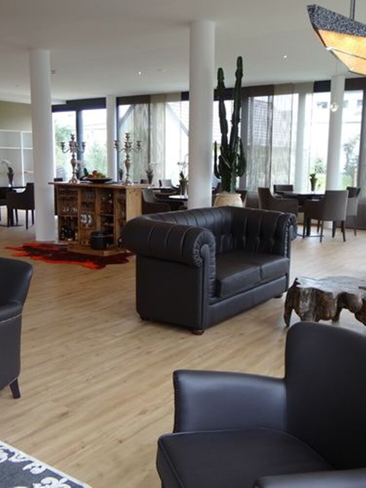 Lobby-Lounge