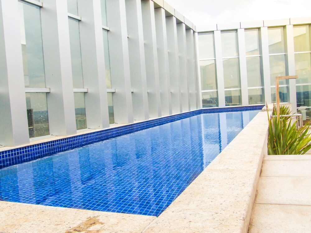 Piscina no terraço