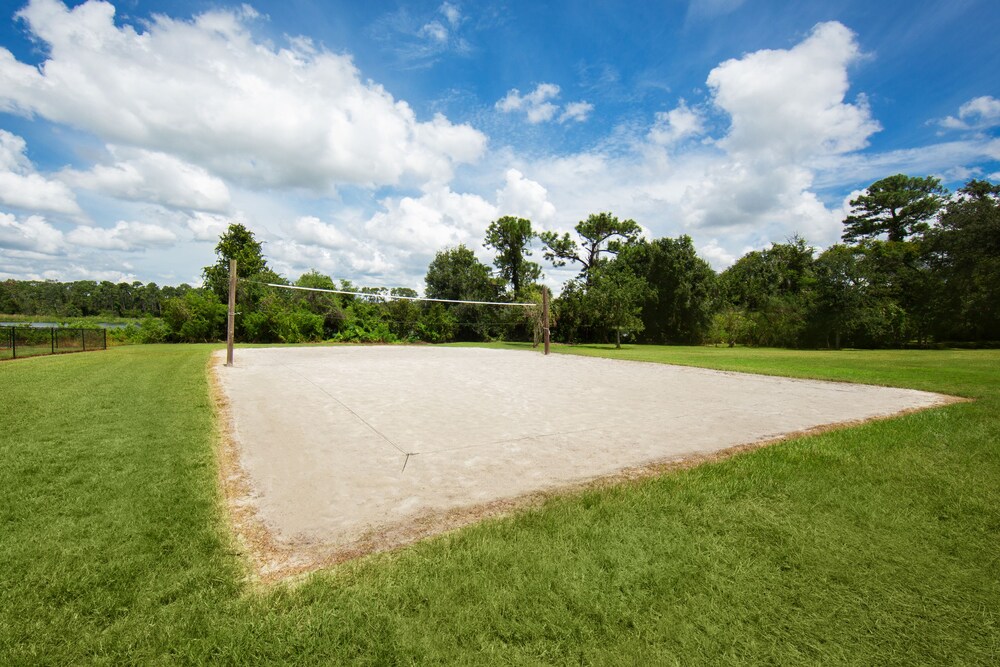 Sport court, Wyndham Garden Lake Buena Vista Disney Springs® Resort Area