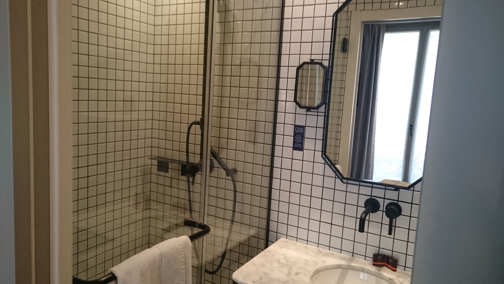 Ducha en el cuarto de baño