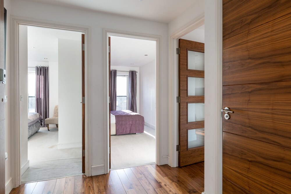 Premier Apartment, 2 Bedrooms, Accessible, City View - Guestroom