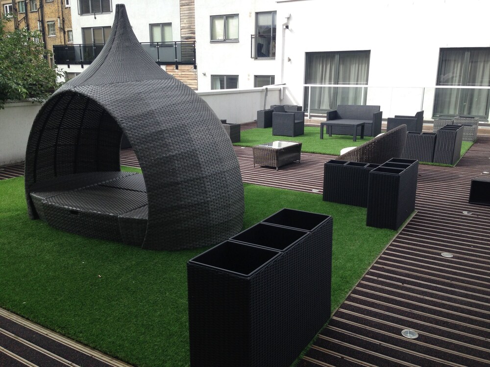 Childrens Play Area - Outdoor