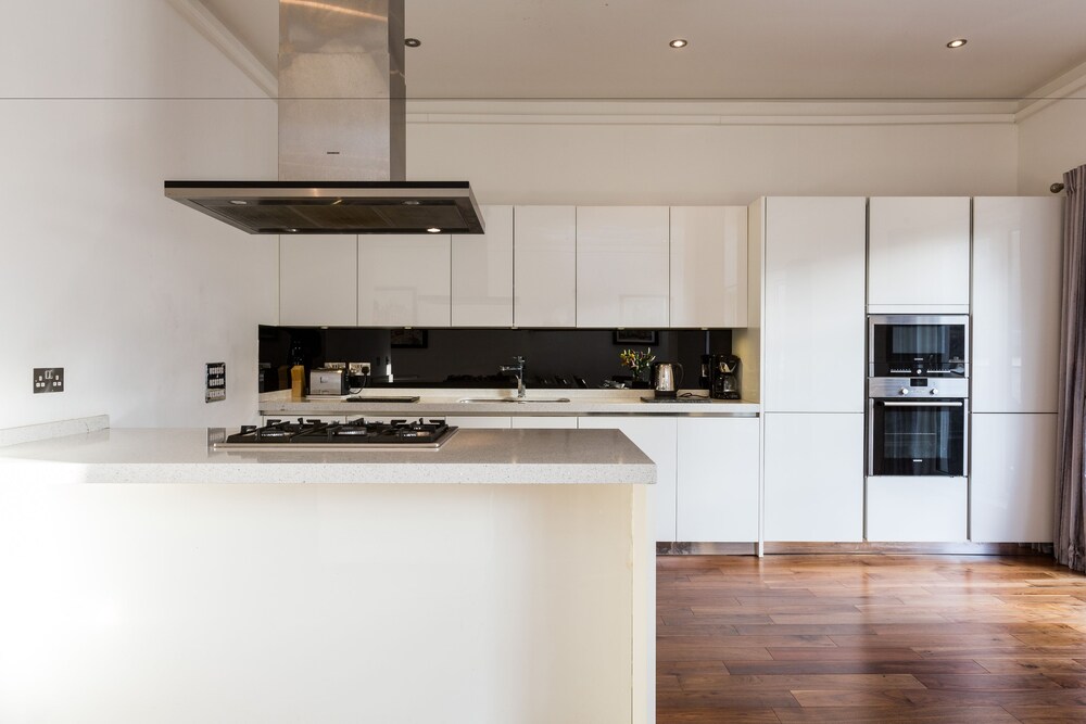 Premier Apartment, 3 Bedrooms, Accessible, Patio - In-Room Kitchen