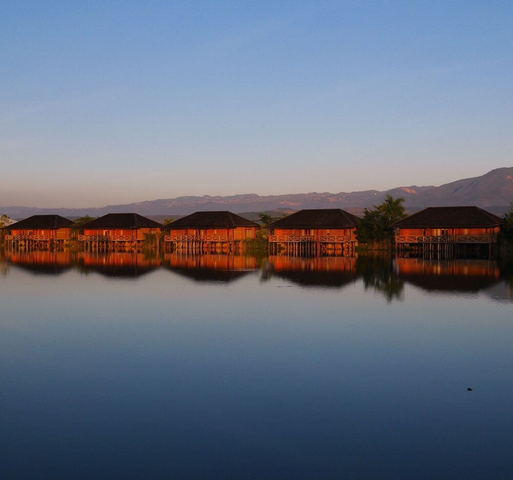 Lake View