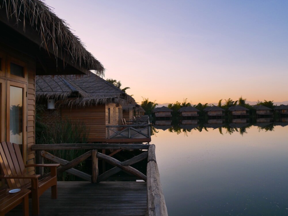 Lake View