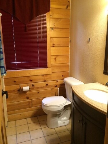 Condo, 2 Bedrooms - Bathroom
