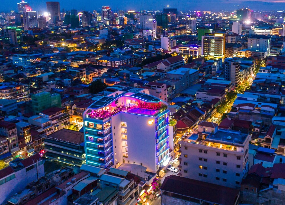 Hotel Front - Evening/Night