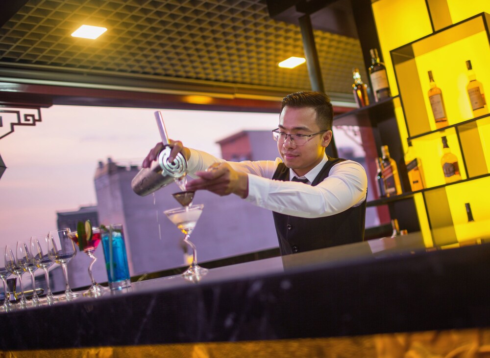 Bar khách sạn