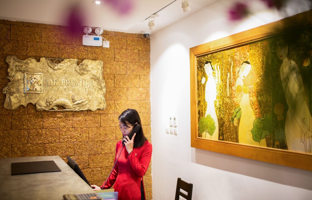 Quầy tiếp tân