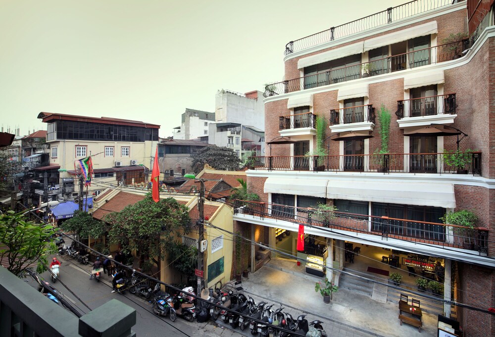 Lối vào khách sạn
