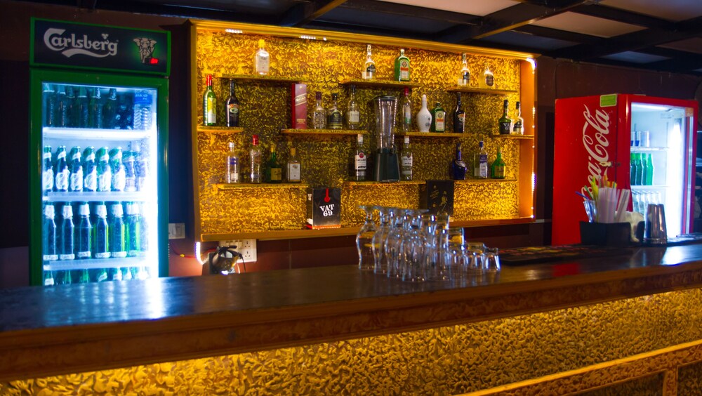 Hotel Bar