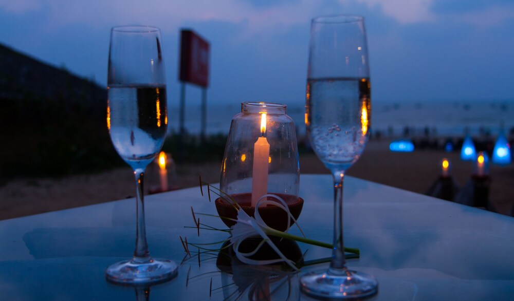 Couples Dining