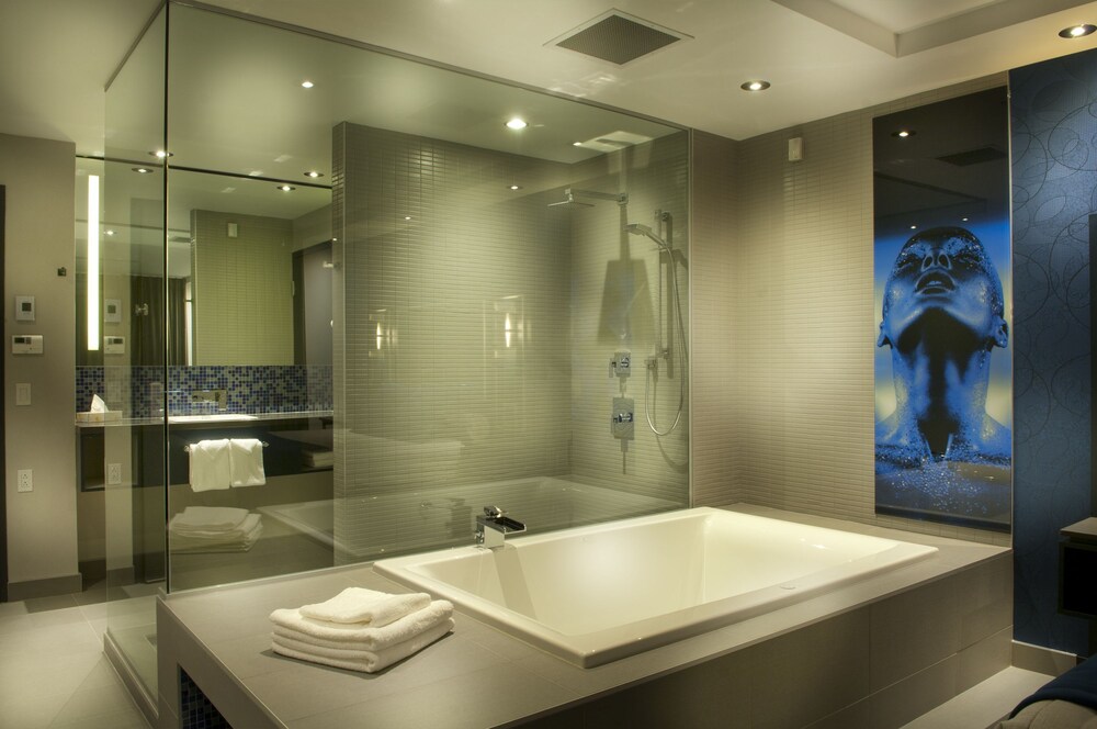 Jetted Tub