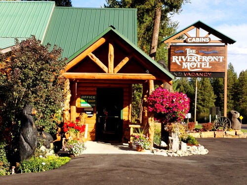 Riverfront Motel