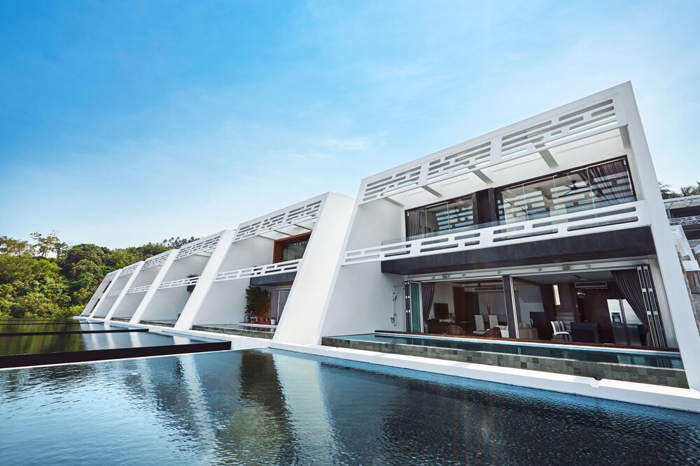 객실 전망 (Three Bed Room Coral Villa)