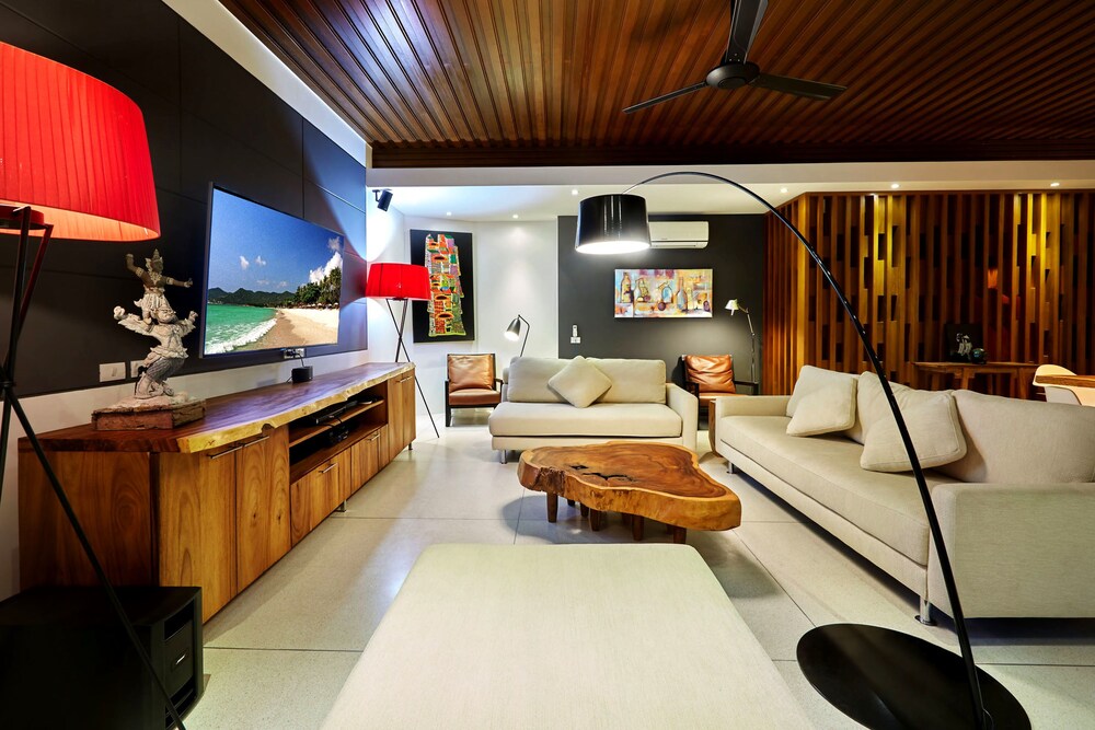 객실 (Three Bed Room Deluxe Villa)