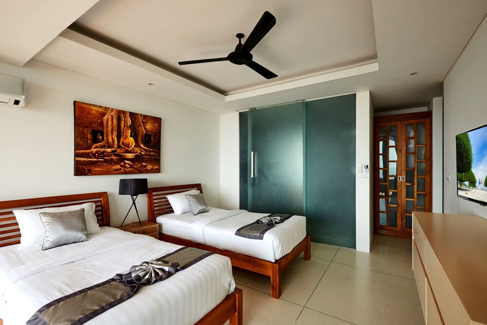 객실 (Three Bed Room Deluxe Villa)