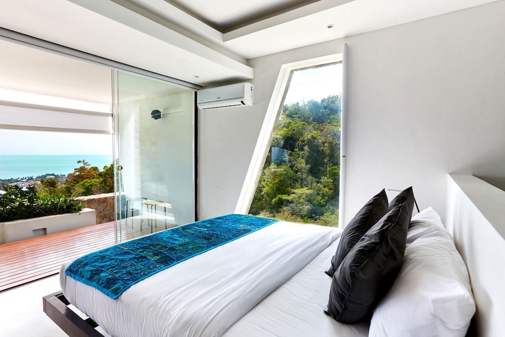 객실 (Three Bed Room Deluxe Villa)
