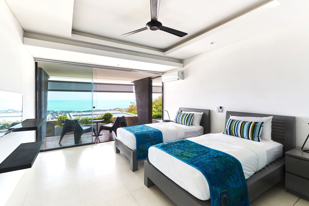 객실 (Three Bed Room Deluxe Villa)