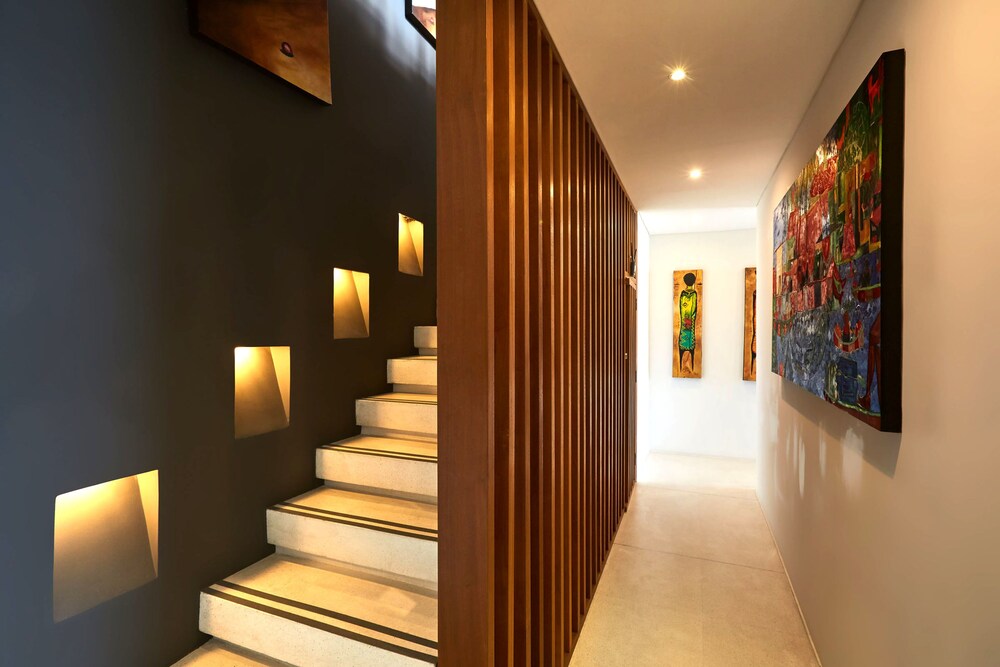 객실 (Three Bed Room Deluxe Villa)