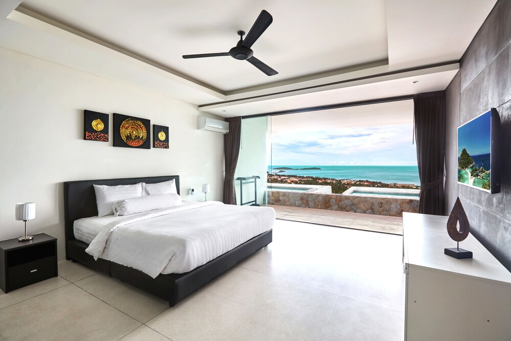 객실 (Three Bed Room Coral Villa)