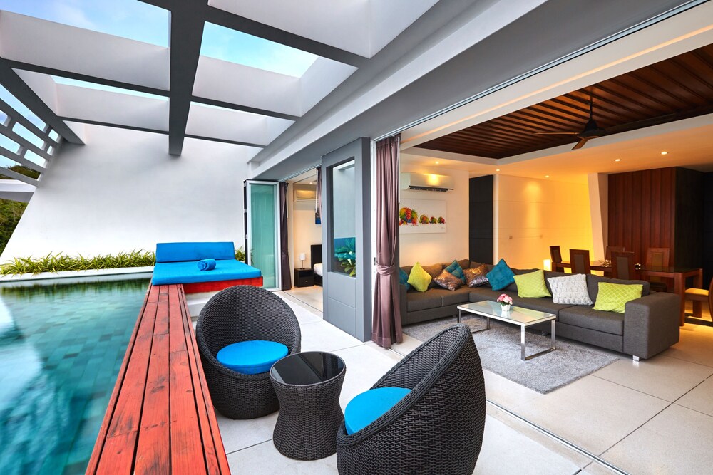 거실 공간 (Three Bed Room Coral Villa)