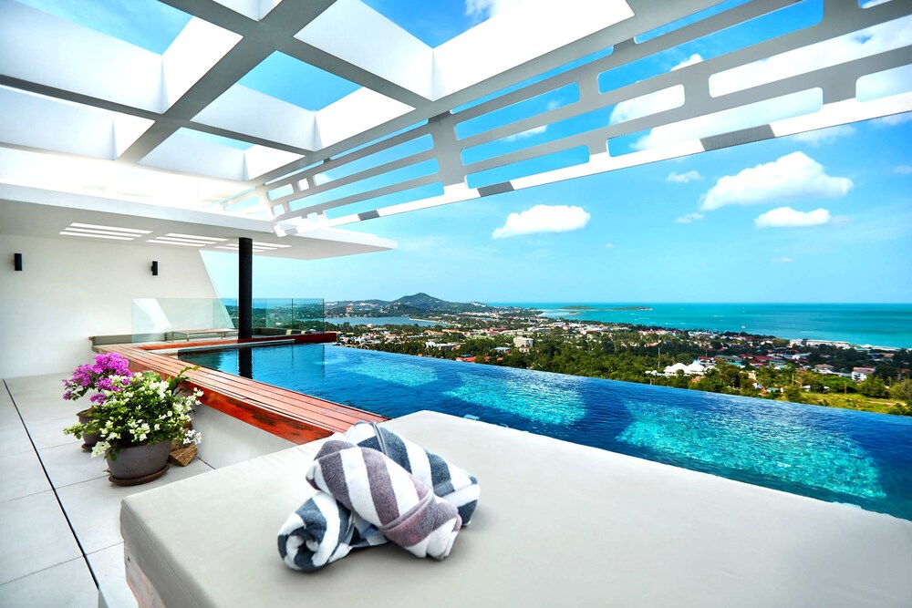 객실 (Three Bed Room Deluxe Villa)