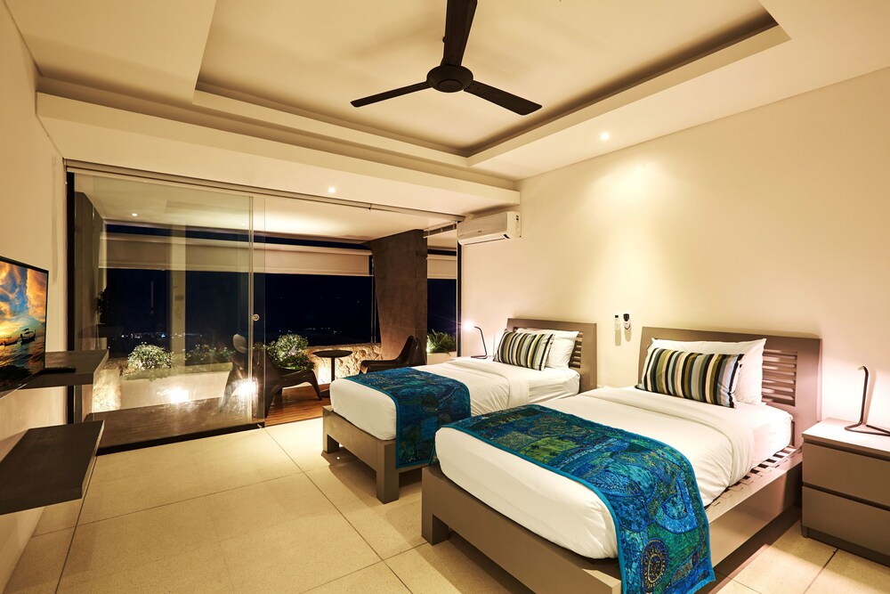 객실 (Three Bed Room Deluxe Villa)