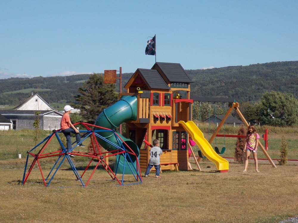 Childrens Play Area - Outdoor