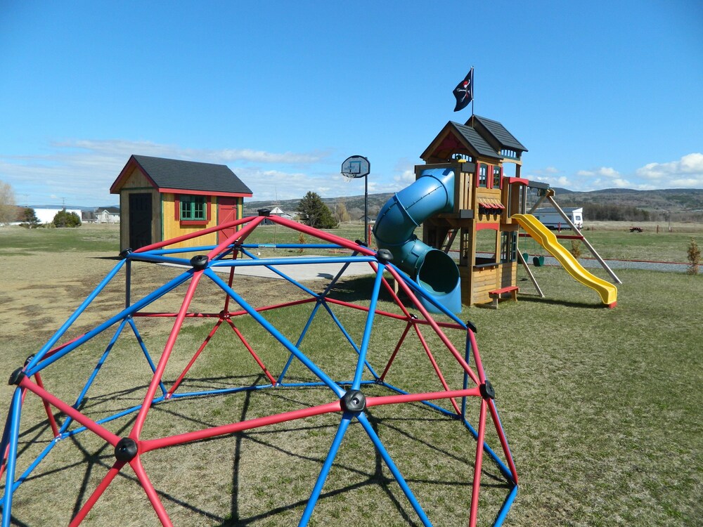 Childrens Play Area - Outdoor