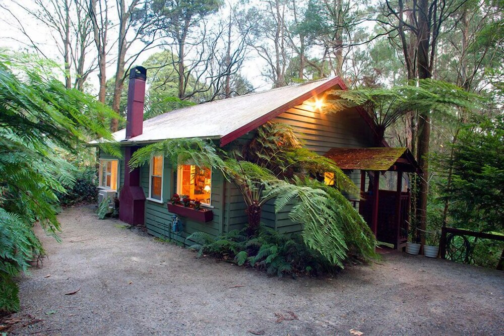 Deluxe Cottage - Featured Image